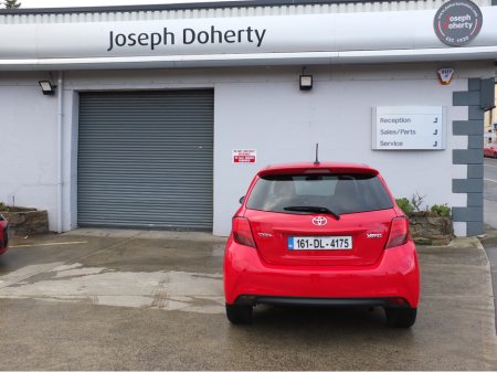 2016 Toyota Yaris 1.33 VVT-I SPORT 5DR €9,450 thumbnail