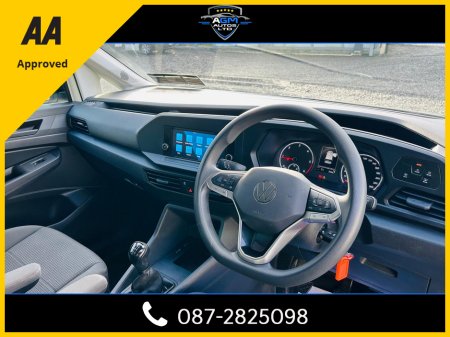 2021 Volkswagen Caddy CARGO BUS TDI 102HP MANUAL 6SPEED FWD 5DR €13,780 thumbnail