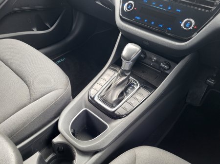 2020 Hyundai Ioniq - thumbnail 16