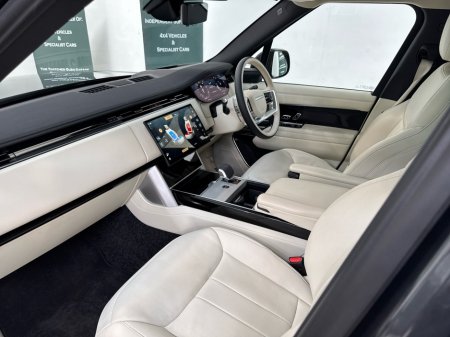 2025 Land Rover Range Rover *N1 Commercial DIESEL * D300 HSE €159,750