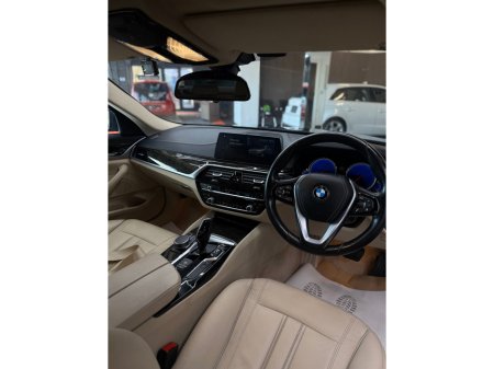 2017 BMW 5 Series - thumbnail 9