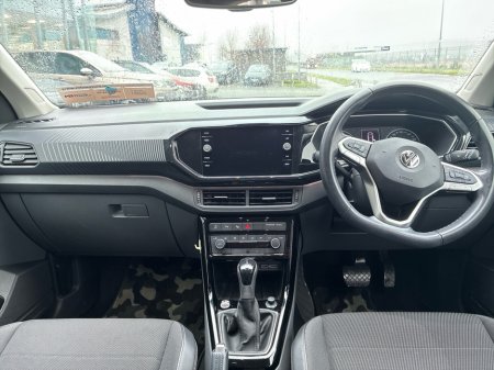 2020 Volkswagen T-Cross 1.0L Petrol Automatic TSI €21,950 thumbnail