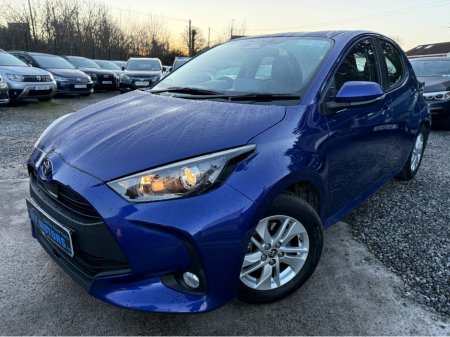 2025 Toyota Yaris HYBRID 1.5 LUNA €21,950