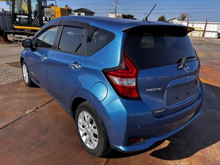 2017 Nissan Note - thumbnail 2