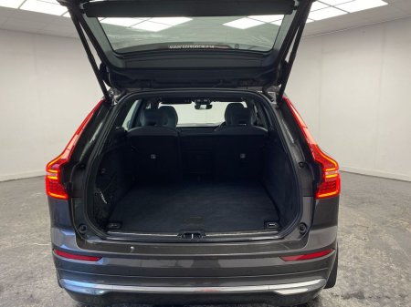 2024 Volvo XC60 - thumbnail 9