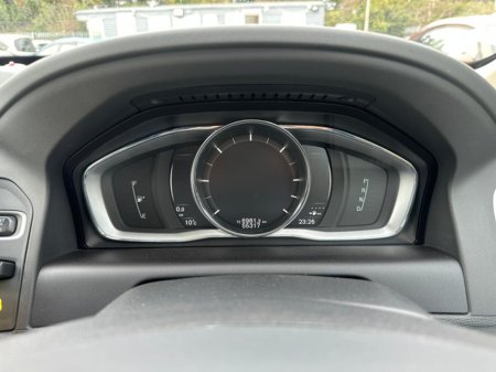 2017 Volvo XC60 - thumbnail 18