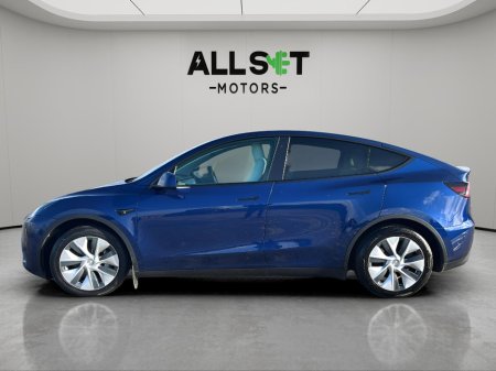 2022 Tesla Model Y - thumbnail 3