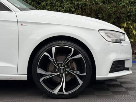 2018 Audi A3 S-LINE PACK 1.4 TFSI // FULL SERVICE HISTORY // NEW 19" S-LINE ALLOYS // DIGITAL CLUSTER €18,950 thumbnail