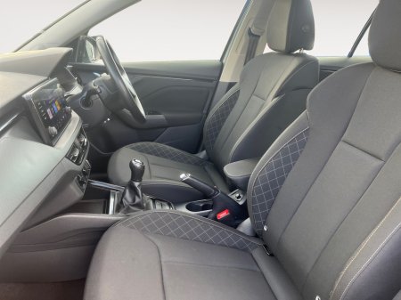 2023 Skoda Kamiq AMBITION 1.0 TSI 110HP 5DR €35,900 thumbnail