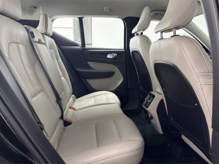 2020 Volvo XC40 - thumbnail 27