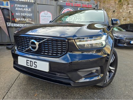 2021 Volvo XC40 - thumbnail 5