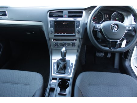 2016 Volkswagen Golf - thumbnail 17