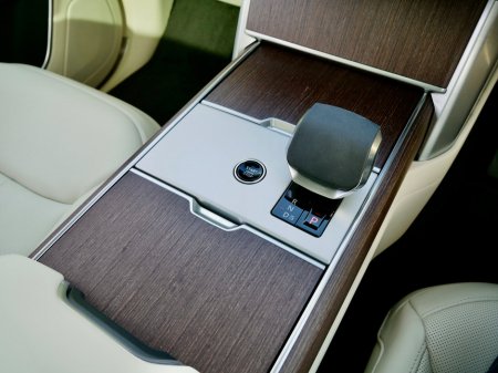 2025 Land Rover Range Rover - thumbnail 20