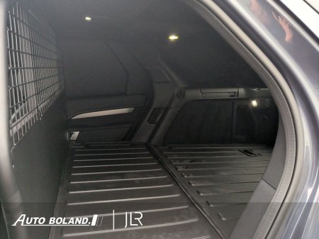 2026 Land Rover Discovery - thumbnail 8