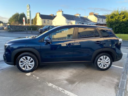 2024 Suzuki SX4 S-Cross  €28,950 thumbnail