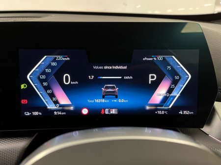 2024 BMW iX1 - thumbnail 13