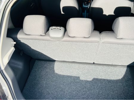 2019 Mitsubishi Mirage - thumbnail 17