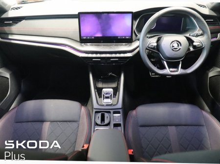 2025 Skoda Octavia - thumbnail 2