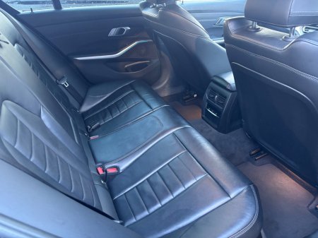 2021 BMW 3 Series 330e M Sport Auto €27,950 thumbnail