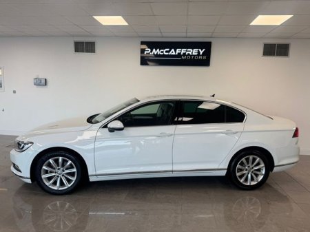 2018 Volkswagen Passat 2.0 TDI DSG 150HP Highline €18,495 thumbnail