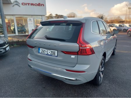 2024 Volvo XC60 T6 PHEV PLUS BRIGHT AWD 5 €59,950 thumbnail