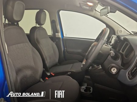 2023 Fiat Panda Panda Cross 1.0 70 HP 5 Seat thumbnail