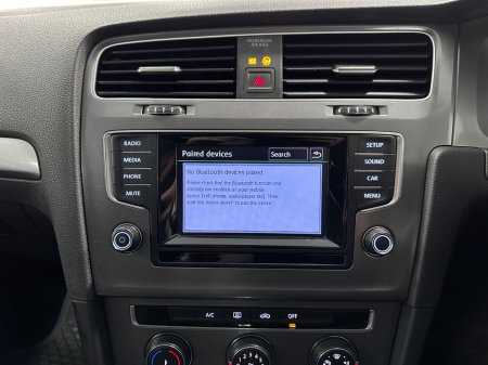 2014 Volkswagen Golf - thumbnail 25