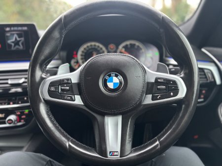 2017 BMW 5 Series - thumbnail 23