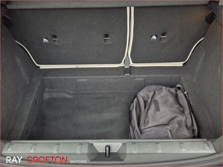 2022 MINI Hatch Cooper Exclusive €26,500 thumbnail