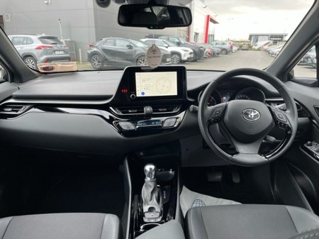 2023 Toyota C-HR - thumbnail 8