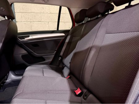 2019 Volkswagen Golf - thumbnail 10