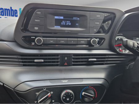 2021 Hyundai i20 CLASSIC *** ALLOYS *** AIRCON *** SERVICE HISTORY *** €16,950 thumbnail