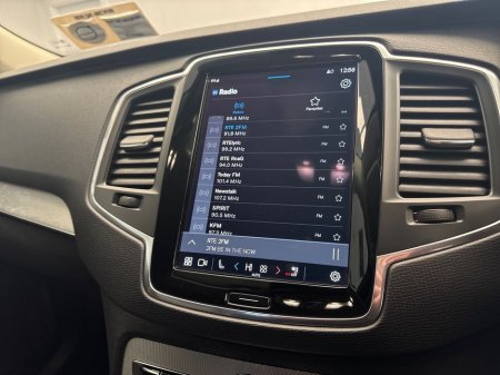 2023 Volvo XC90 - thumbnail 18