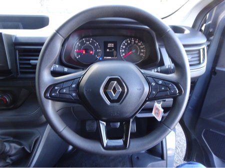 2023 Renault Trafic - thumbnail 23