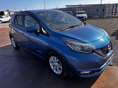 2017 Nissan Note - thumbnail 1