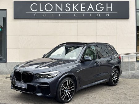 2022 BMW X5 45E MSPORT PRO, TECH PACK, PAN ROOF, 22INCH ALLOYS €66,990