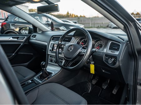 2015 Volkswagen Golf 152 VW Golf 1.6tdi/New NCT/1yr warranty €10,888 thumbnail
