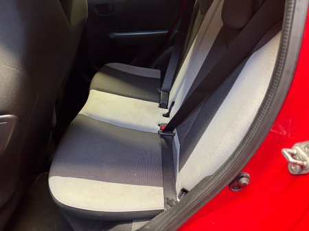 2015 Toyota Aygo X-PLAY VVT-I €7,995 thumbnail