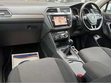2019 Volkswagen Tiguan Allspace MATCH TDI €27,700 thumbnail