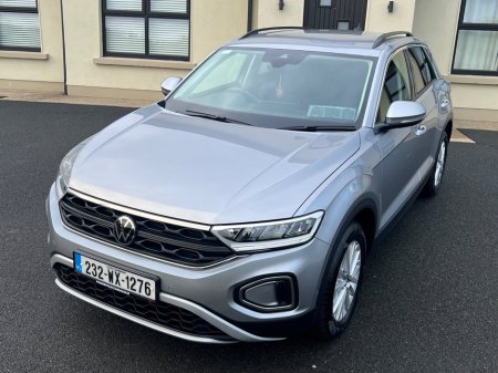 2023 Volkswagen T-Roc 1.0 TSI 110HP Life €25,950 thumbnail