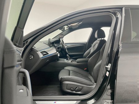 2023 BMW 5 Series - thumbnail 16