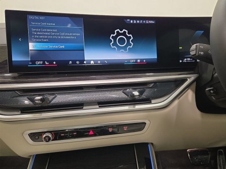 2026 BMW X5 xDrive50e M Sport thumbnail