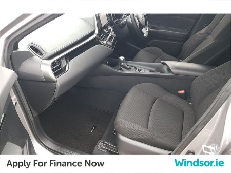 2018 Toyota C-HR 1.8 Hybrid Luna €19,995