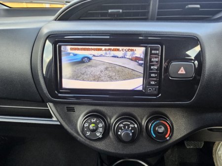 2018 Toyota Vitz - thumbnail 26