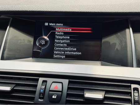 2016 BMW 5 Series - thumbnail 14