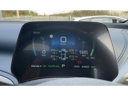 2023 BYD ATTO 3 Design LOW MILEAGE (5917) €28,995 thumbnail