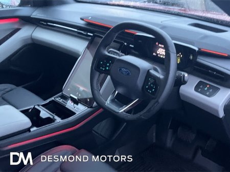 2025 Ford Explorer PREMIUM EV AWD €43,250 thumbnail