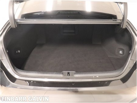 2022 Lexus ES 300 H ES300H Dynamic €43,950 thumbnail