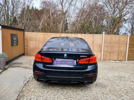 2017 BMW 5 Series - thumbnail 6