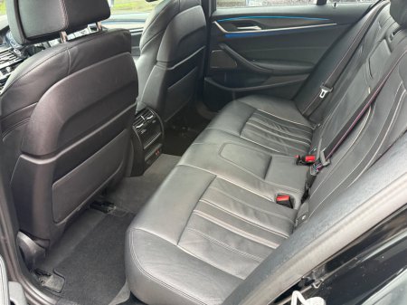 2022 BMW 5 Series 530e M Sport thumbnail